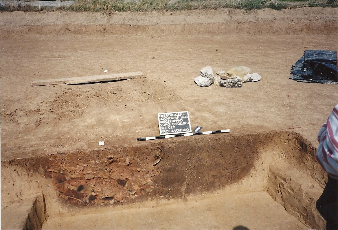 04-.1-11.jpg